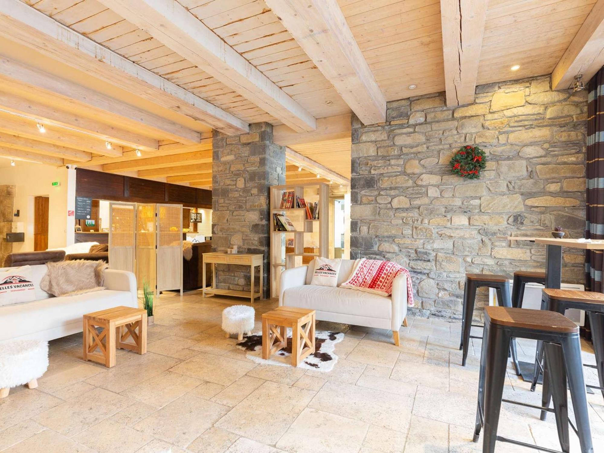 Appartement 10 Pers Avec Piscine, Sauna Et Parking En Centre-Ville De Saint-Lary-Soulan - Fr-1-296-394 Ngoại thất bức ảnh